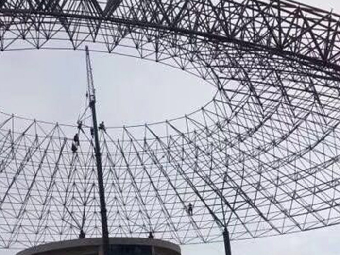 常州籃球館球形網(wǎng)架廠家價格